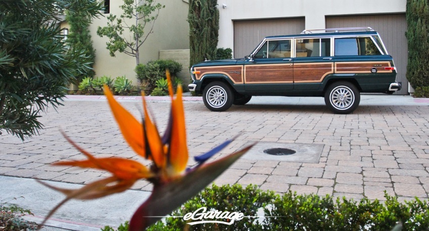 Jeep Grand Wagoneer