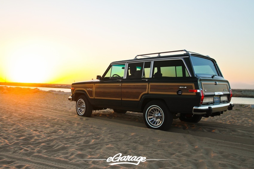 Jeep Grand Wagoneer