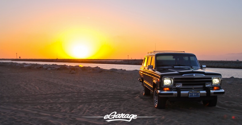 Jeep Grand Wagoneer