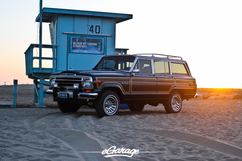 Jeep Grand Wagoneer