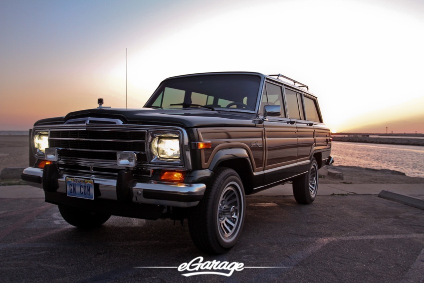 Jeep Grand Wagoneer