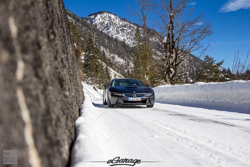 BMW I8 eGarage