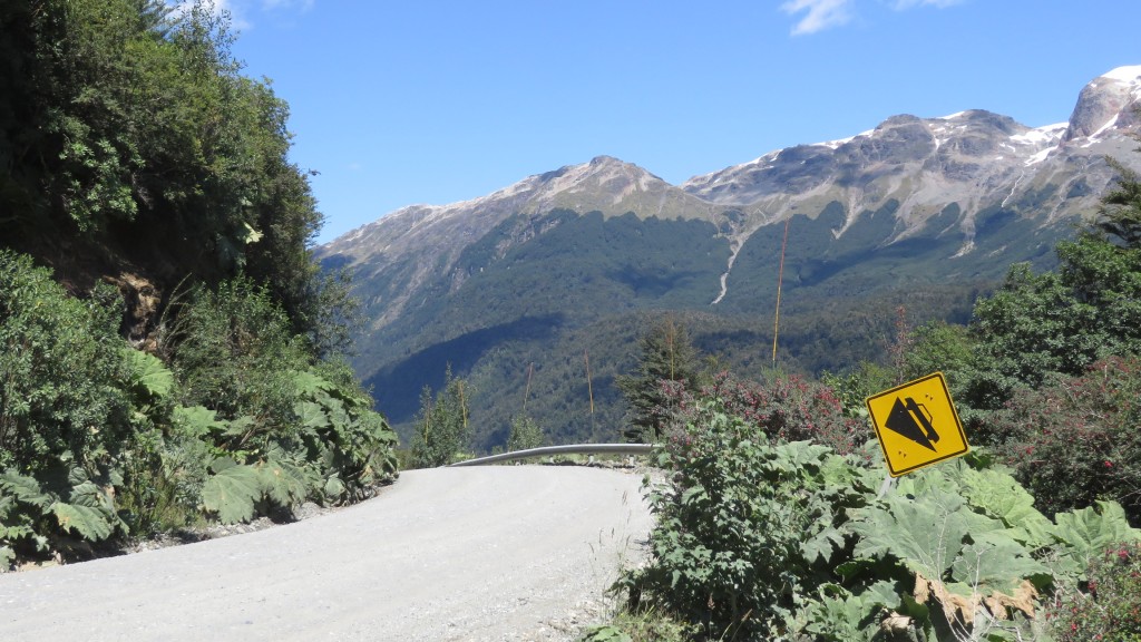 twisties dirt road patagonia